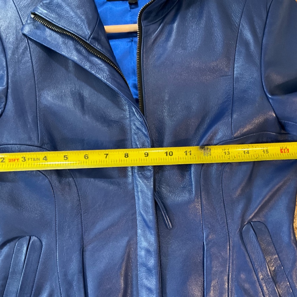 SHARON ROTH LEATHER JACKET. Hand tailored - Picture 3 of 10